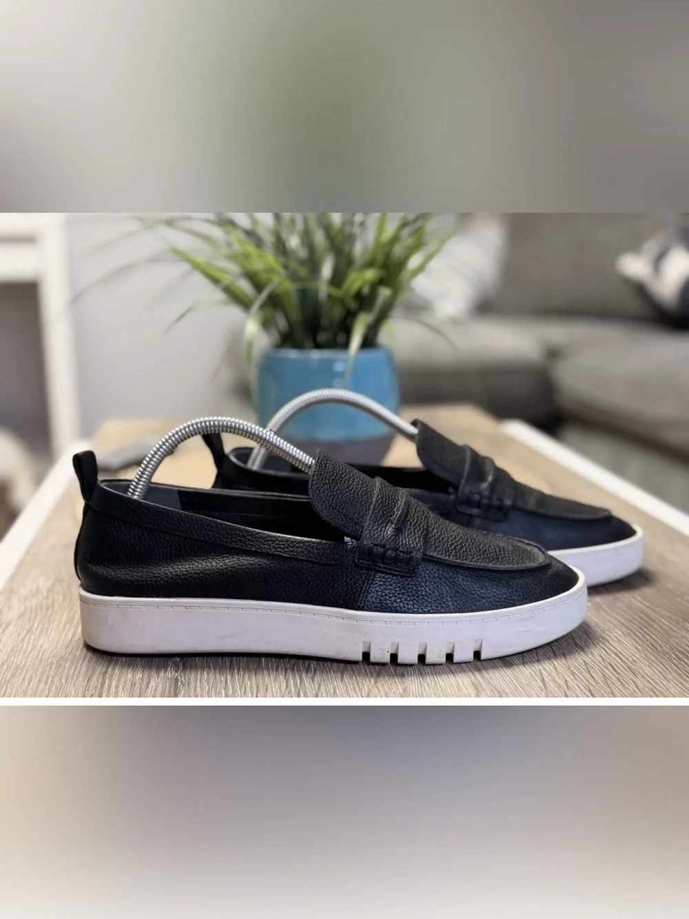 Vionic Uptown Leather Loafers Black Sneaker Sole Womens Size 9 Comfort Shoes